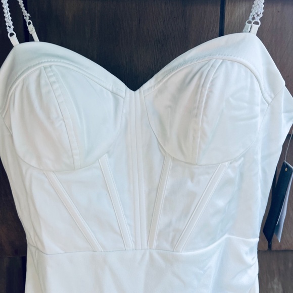 City Studios Juniors Imitation Pearl-Strap Corset Bodycon Dress Ivory Size 7/8 - Picture 4 of 17